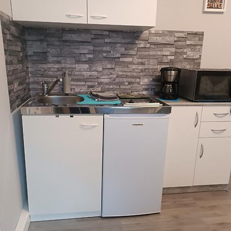 Apartment "Kleine Bleibe" Pirna Esterno foto