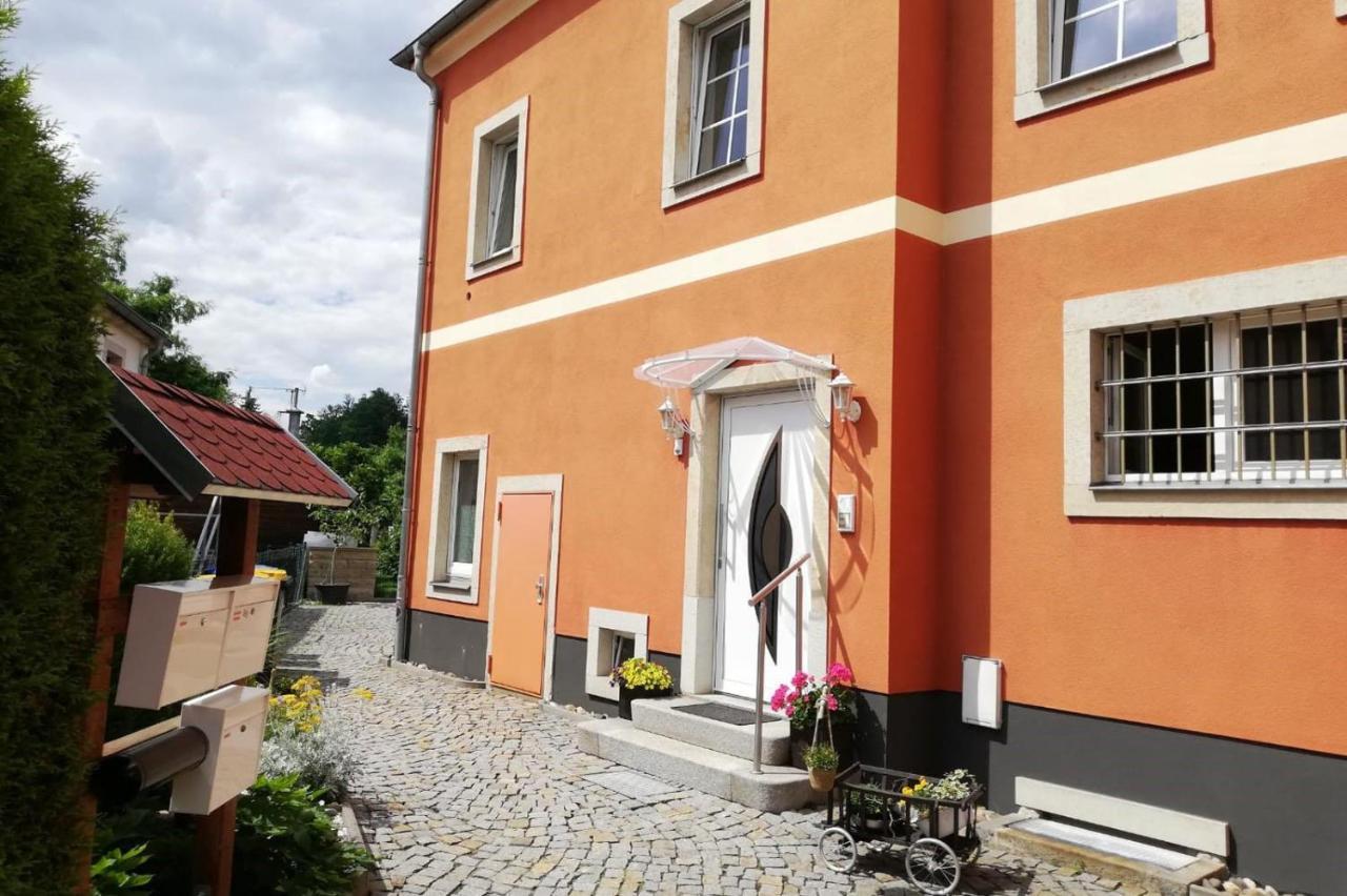 Apartment "Kleine Bleibe" Pirna Esterno foto
